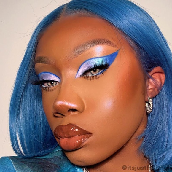 ColourPop "Coming In Haute" eyeshadow palette - Picture 11 of 12